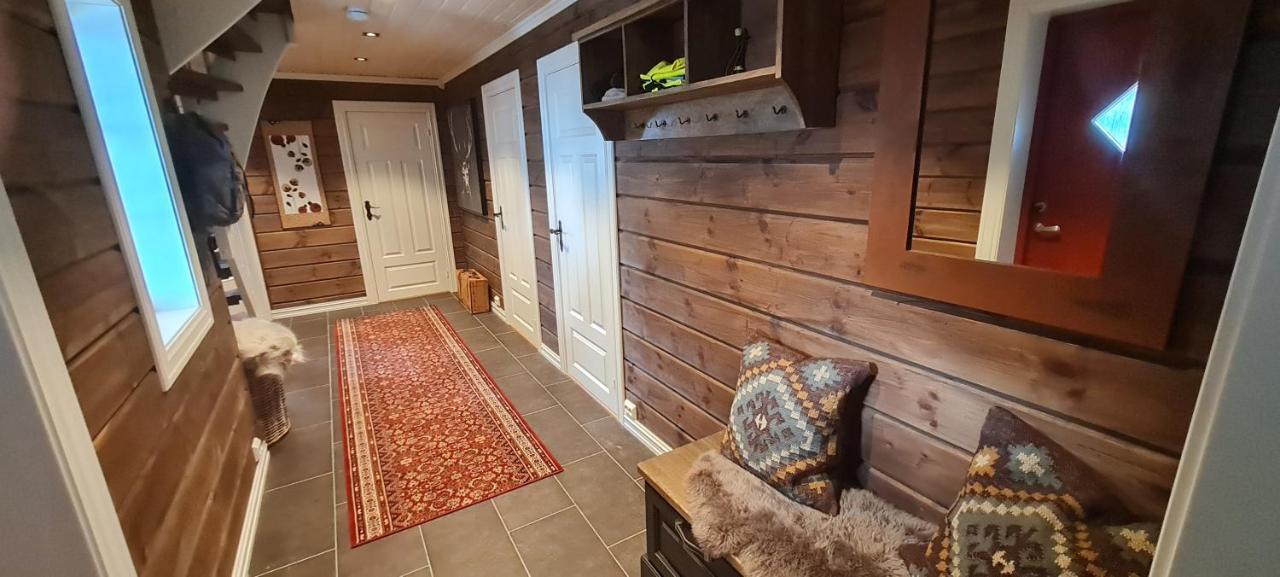 Malangen Lodge Mestervik Buitenkant foto