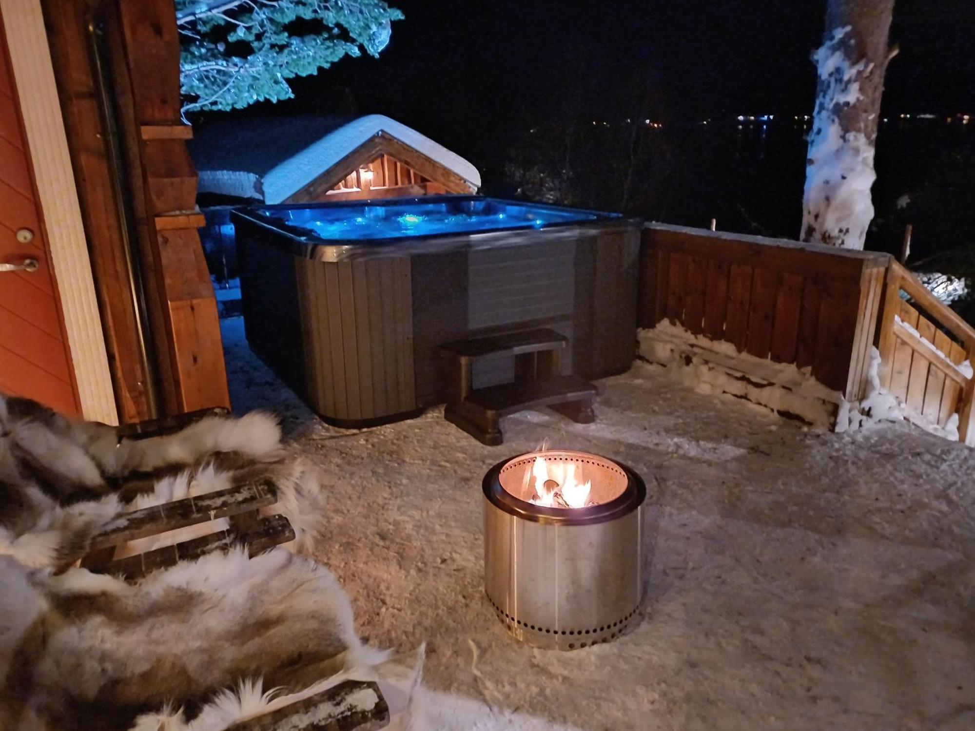 Malangen Lodge Mestervik Buitenkant foto