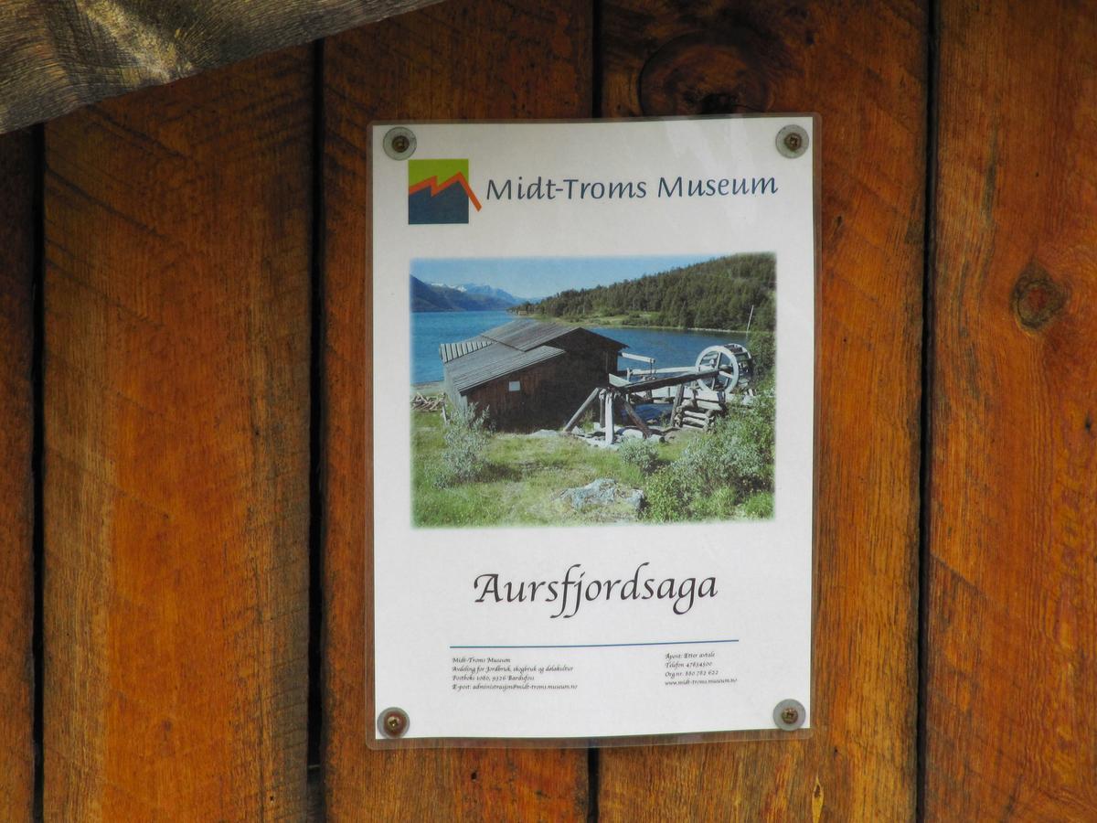 Malangen Lodge Mestervik Buitenkant foto